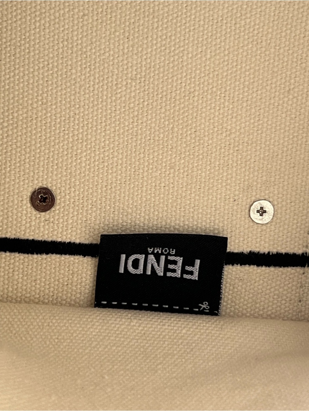 Fendi Large Roma Lea Tote Bag - Picture 10 of 13